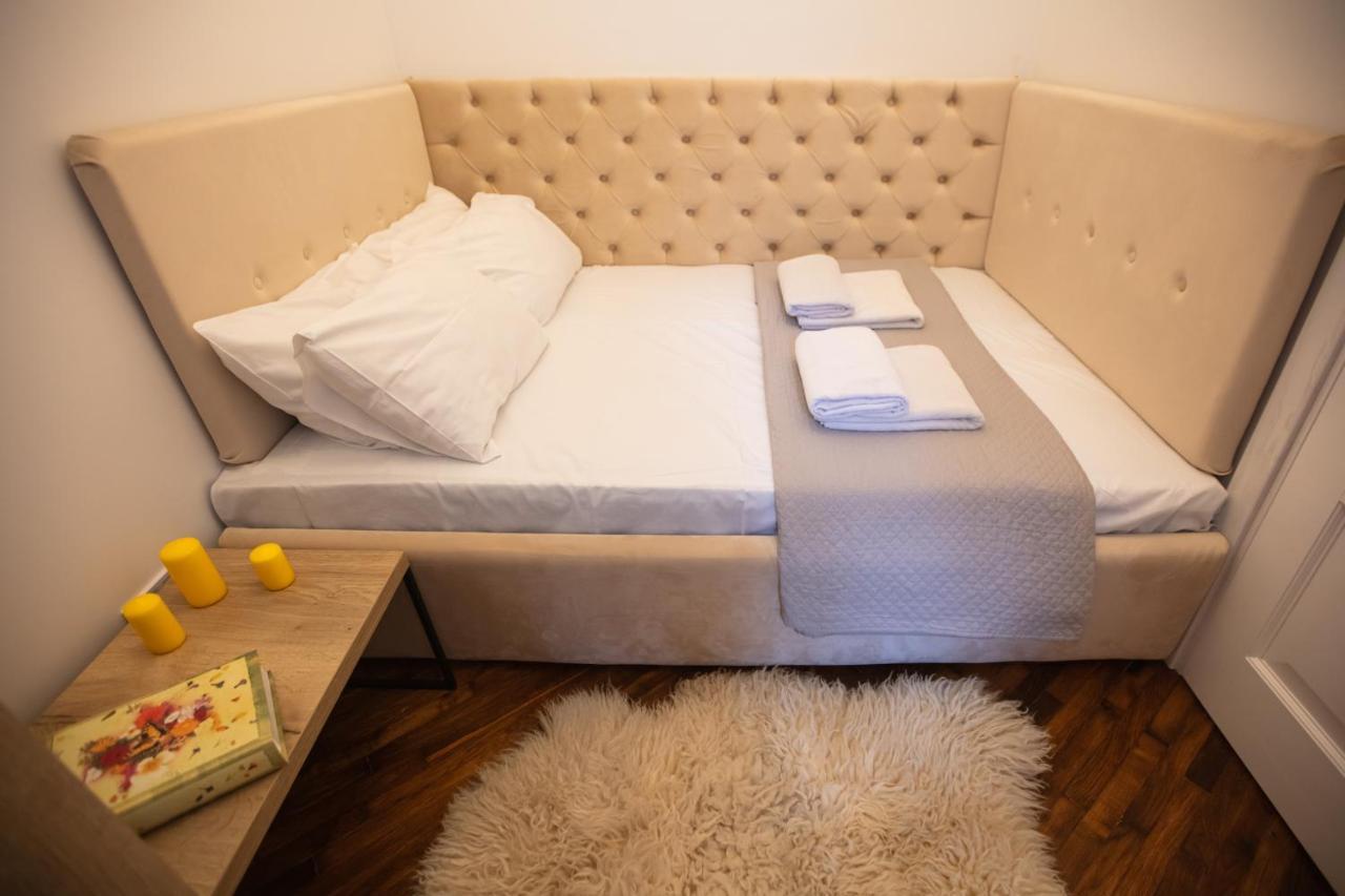 Friends House- Сучасні Апартаменти В Центрі Львова Εξωτερικό φωτογραφία