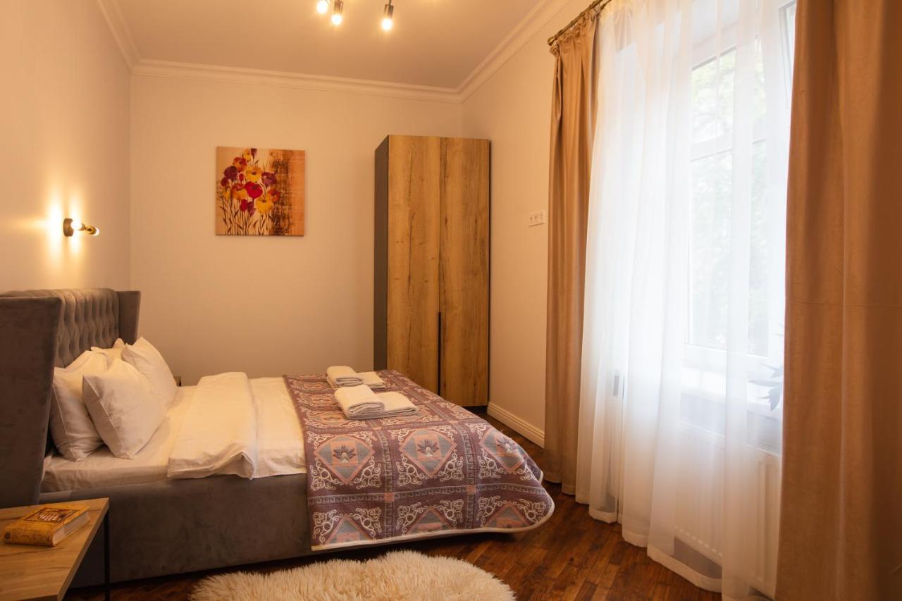 Friends House- Сучасні Апартаменти В Центрі Львова Εξωτερικό φωτογραφία